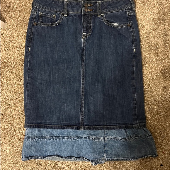 Jean Skirt - Picture 1 of 2